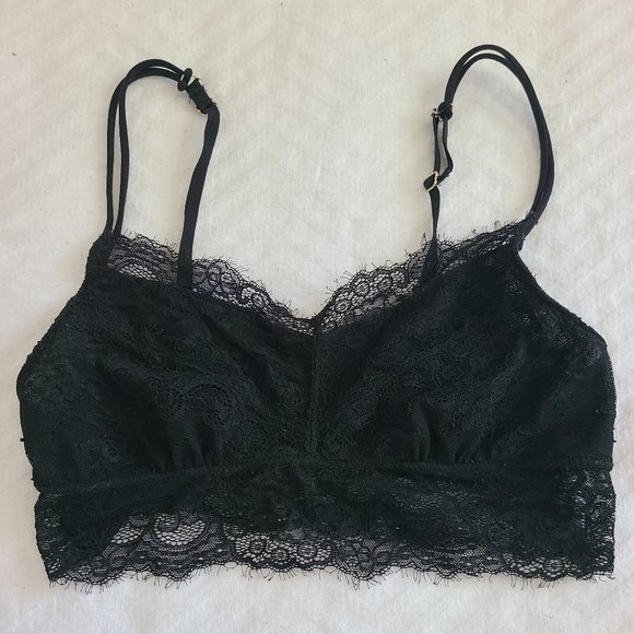 Black lace bralette - Picture 1 of 2
